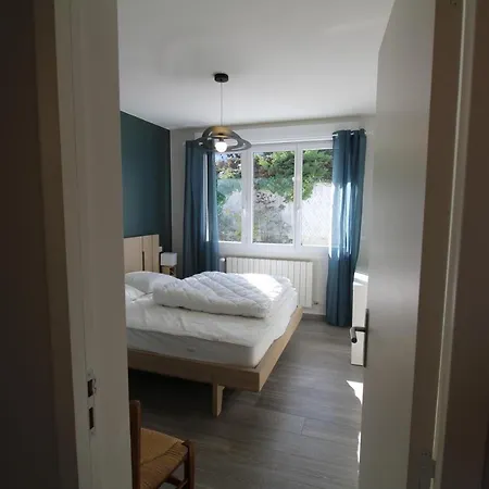 Bordagain Avec Les Cles De Saint Jean De Luz * Сибур